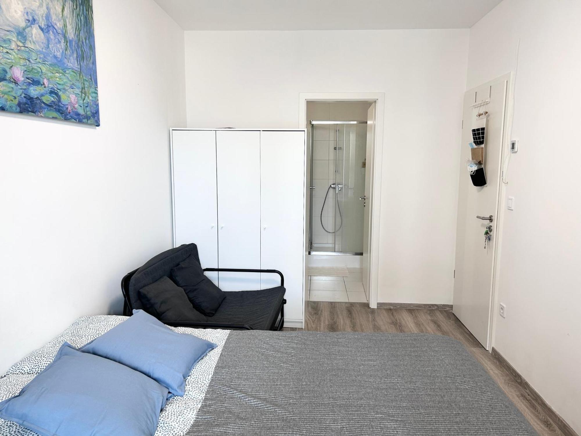New 2022 Family&Friends Downtown Ac 3Br 2Ba Free Parking Big Balcony Near Metro&Train Station Self Check-In Apt Budapest Eksteriør bilde